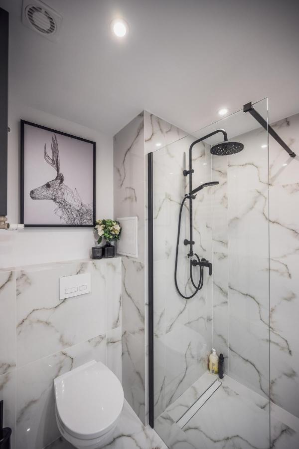 Ferienwohnung Przytulny Apartament 150 Metrow Od Rynku Breslau Exterior foto